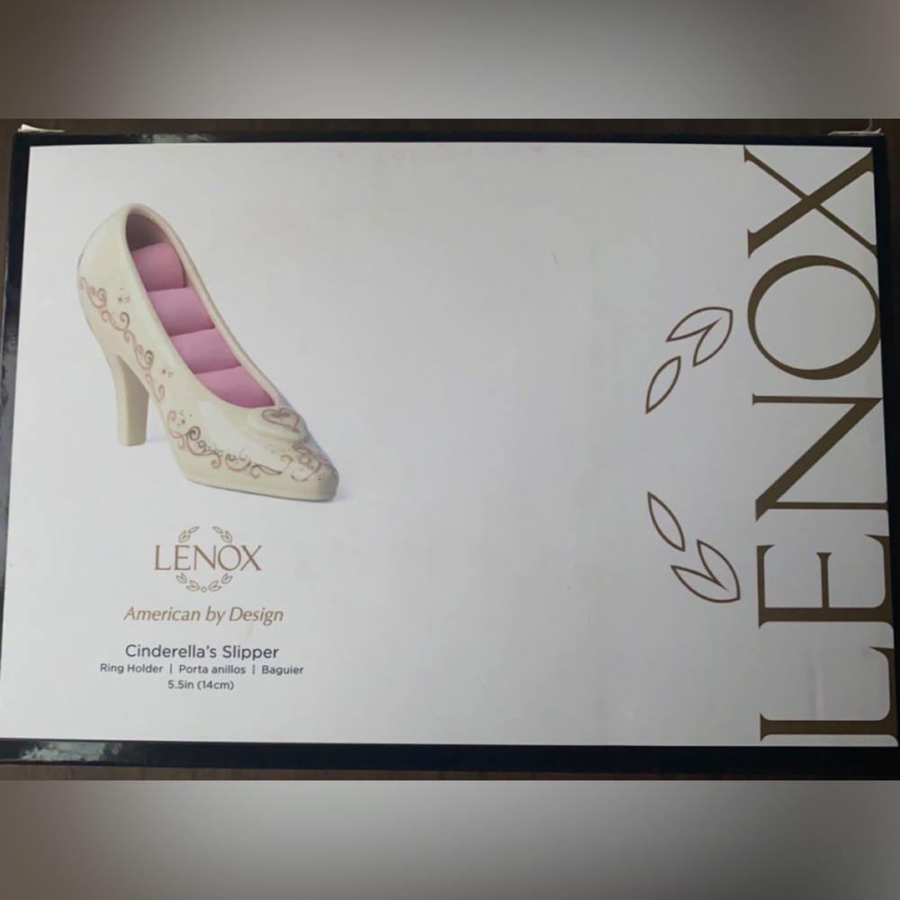 Brand New Lenox- Cinderella’s Slipper Ring Holder